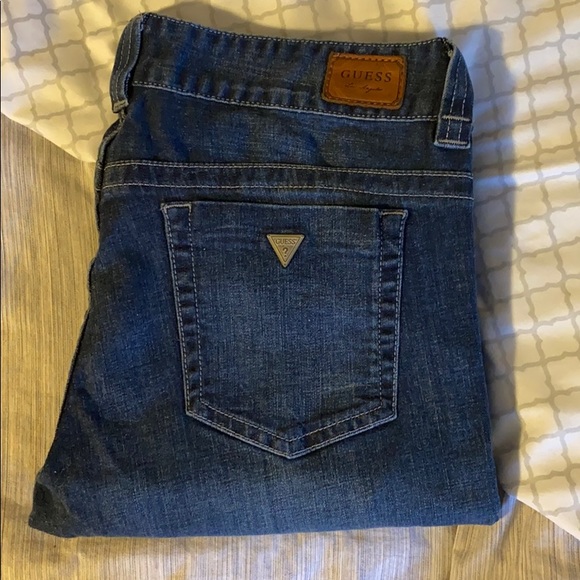 Guess Jeans - Picture 1 of 2